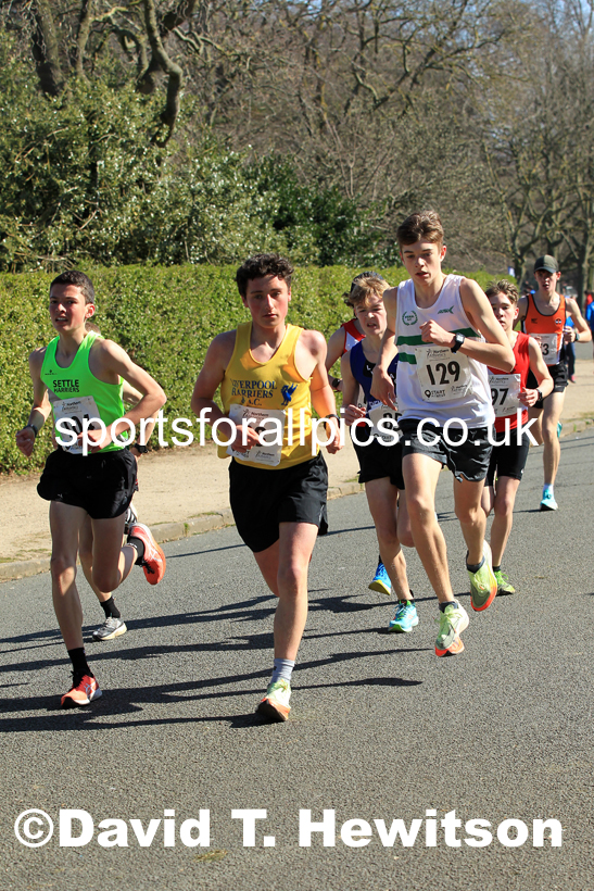 Boys Under-15s 5k, 2022 Northern 12 and 6 Stage Road Relays,  Birkenhead Park, Birkenhead, Wirral.  Photo: David T. Hewitson/Sports for All Pics